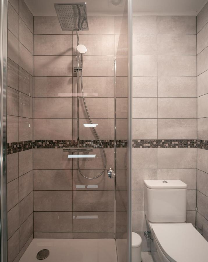 Laurentroom Center Ukmerge Exterior photo